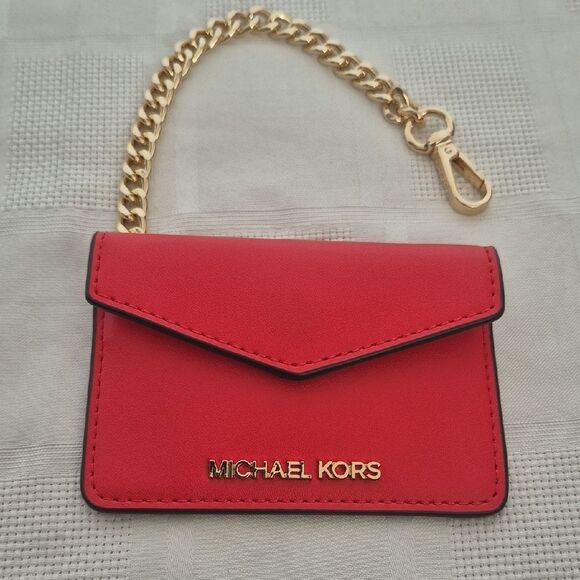 HOST PICK🥳 Michael Kors Scarlet Card Holder with Gold Chain - Picture 16 of 16